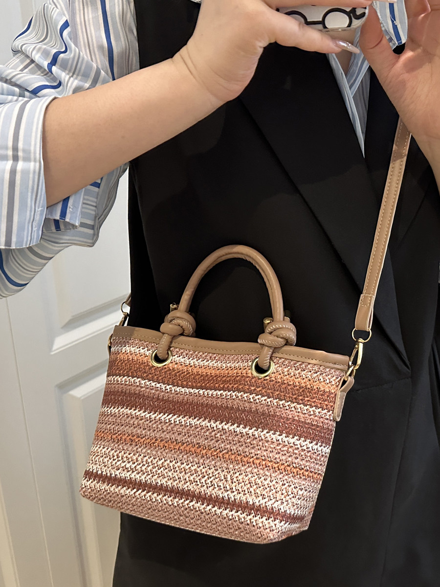 Women Handheld Bags - Sac tissé à la main pour